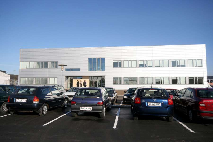 Administrationsbygning med elegant facade, Håndværkervej 14, 9000 Aalborg